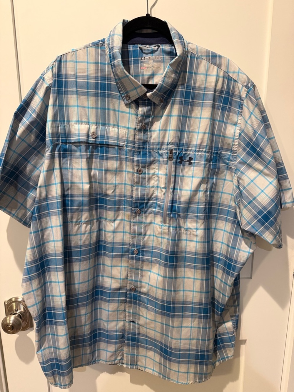 Under Armour Men’s Light Blue and White Plaid Short-Sleeve Button-Down Shirt